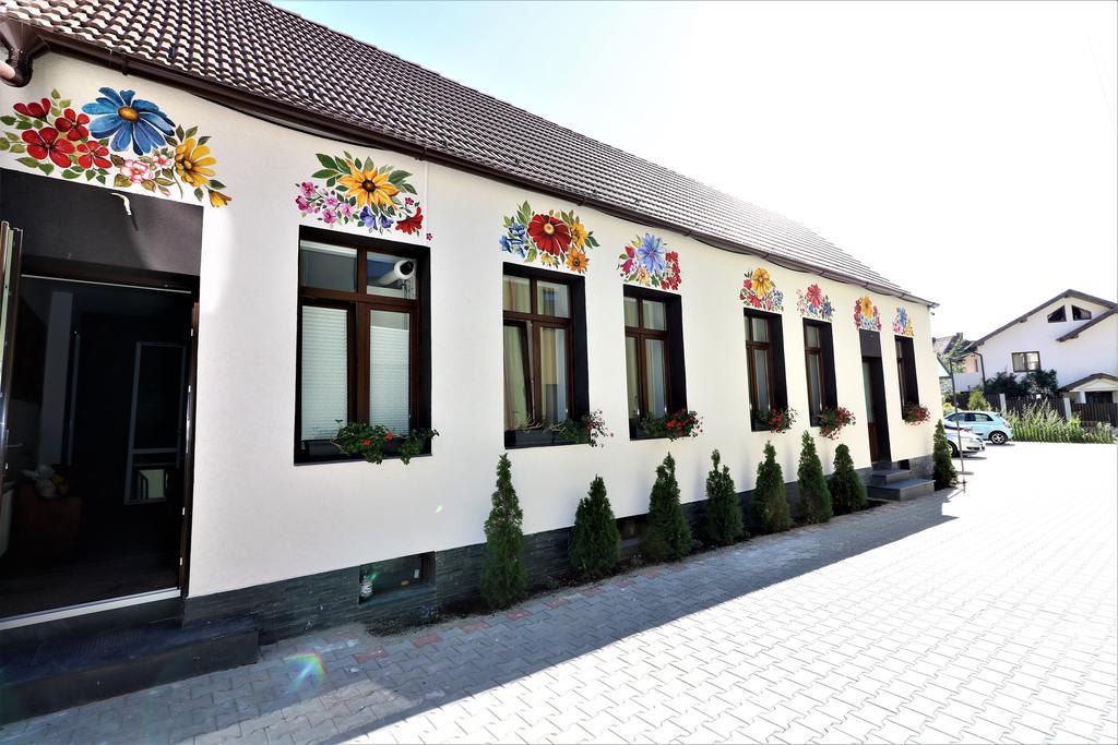 Flowers House Sibiu Exterior photo